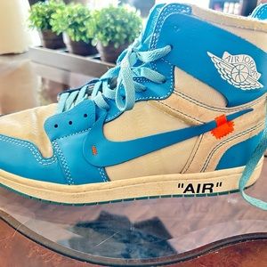 Off White x Jordan 1 Retro High OG UNC